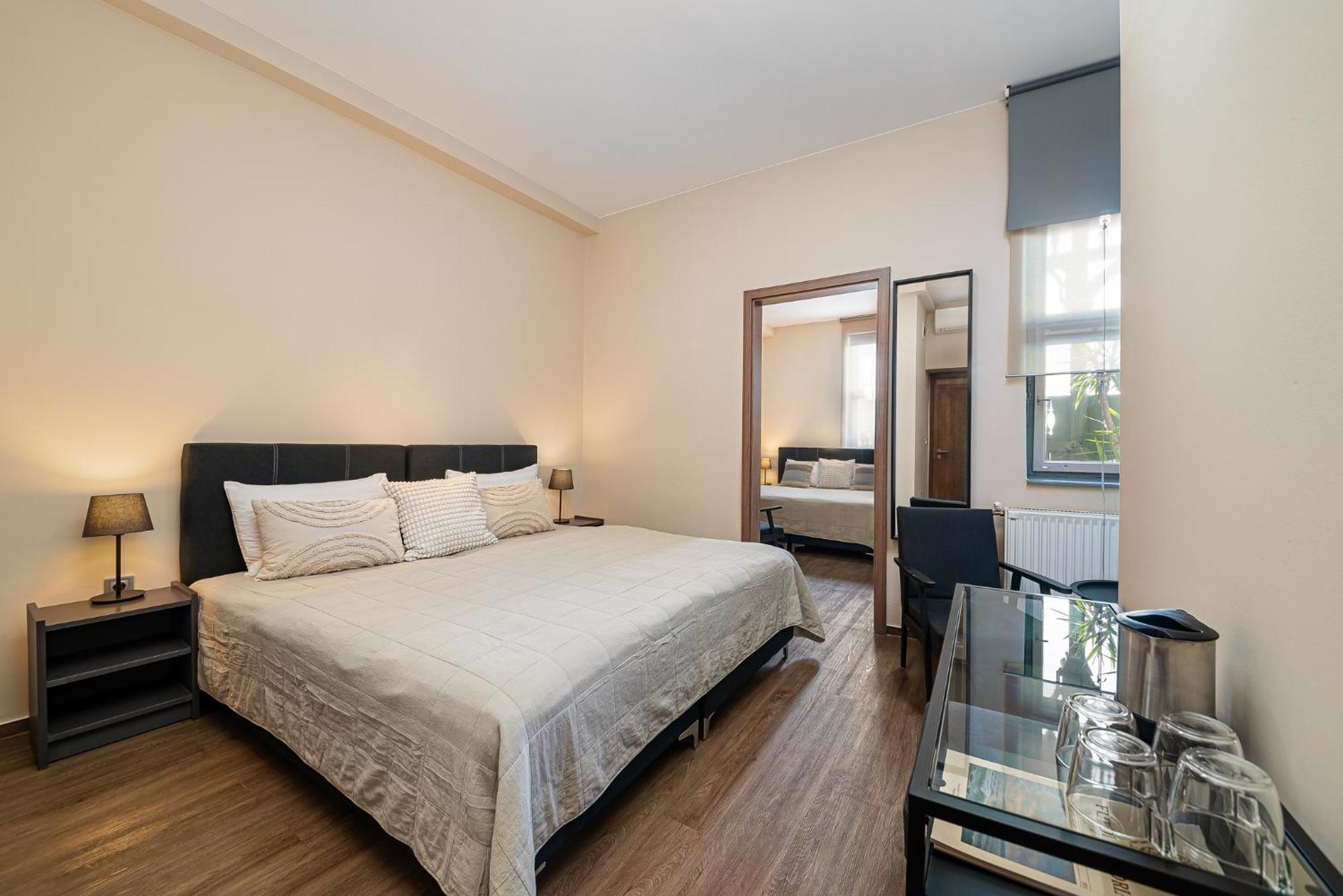 Kedves Vendeghaz Bed & Breakfast Balatonfured Exterior photo
